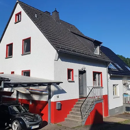 Toms Gaestehaus Rum i privatbostad *