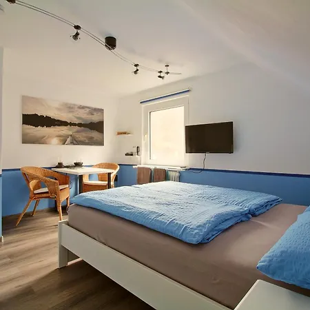 Toms Gaestehaus Проживание в семье