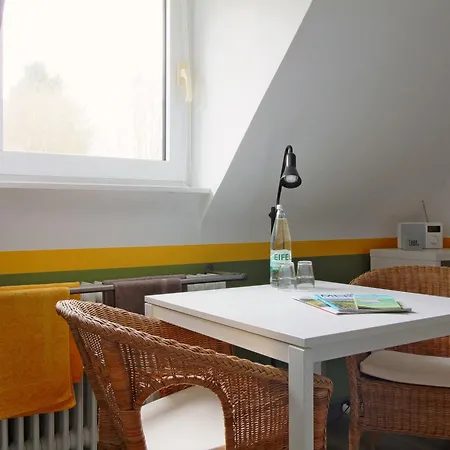 Toms Gaestehaus Homestay